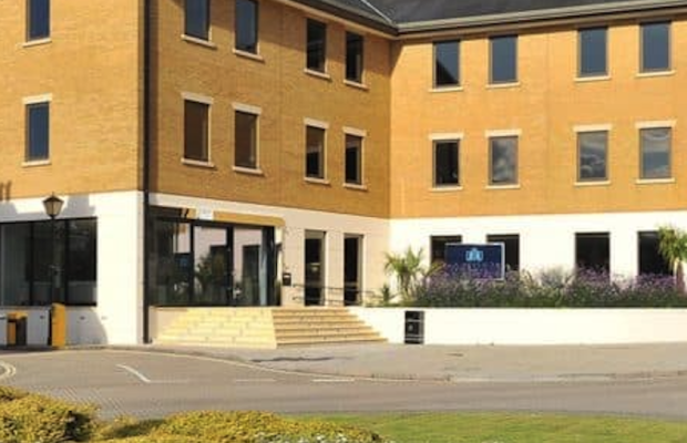 Grosvenor Square Southampton SO15