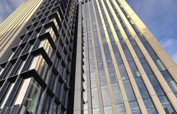8246 sq ft London Wall EC2Y