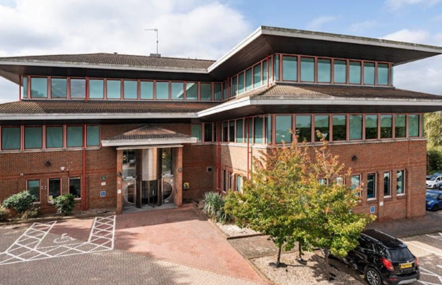 Bull Hill Leatherhead KT22