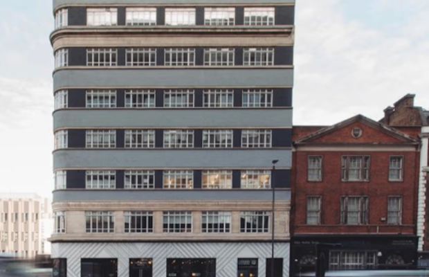 Whitechapel High Street, London E1