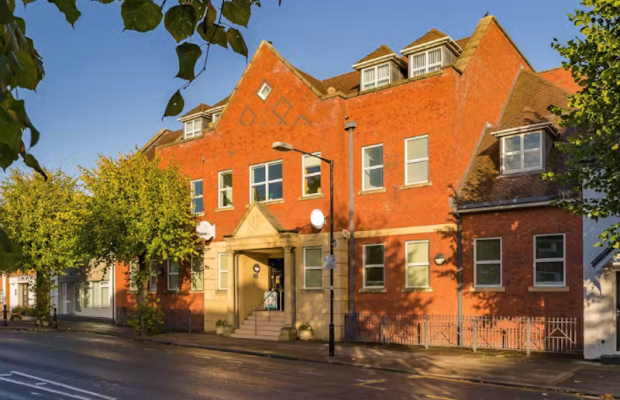 High Street Henley-in-Arden B95